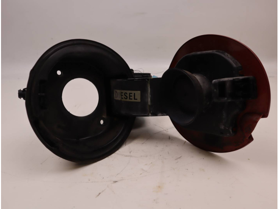 VOLET DE TRAPPE CARBURANT