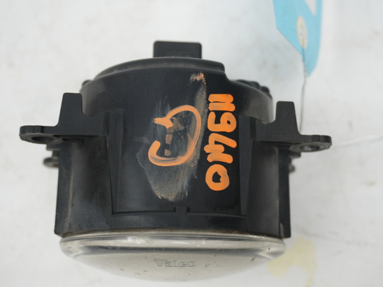 PHARE ANTIBROUILLARD AVG