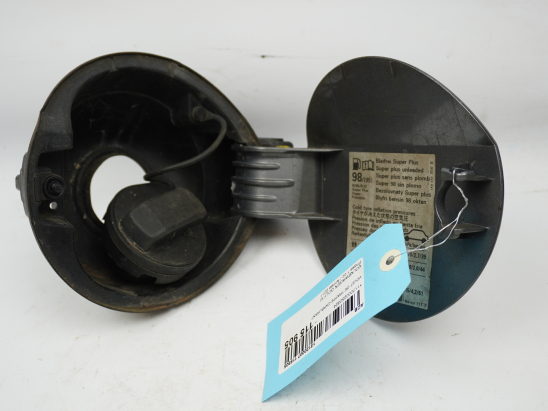 VOLET DE TRAPPE CARBURANT