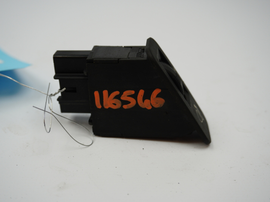 Interrupteur commande de phares occasion PEUGEOT 206 Phase 2 SW - 1.6i 110ch