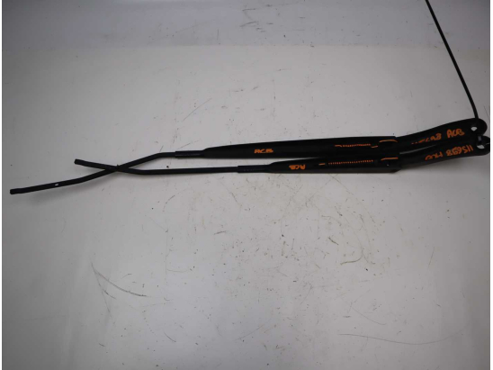 BRAS ESSUIE-GLACE AV