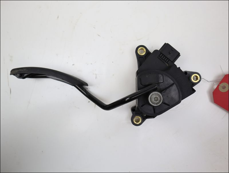 POTENTIOMETRE ACCELERATEUR