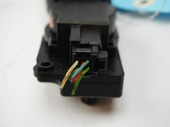 MOTEUR VOLET DE CHAUFFAGE