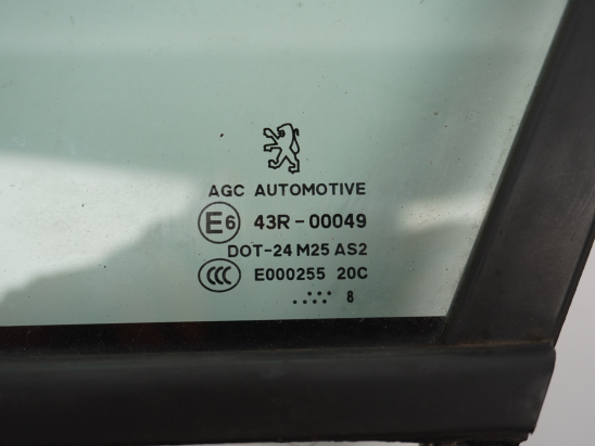 GLACE FIXE PORTE AV G