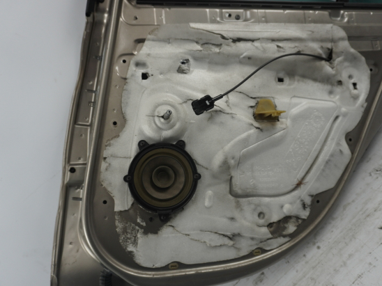 Porte arrière droite occasion RENAULT CLIO III phase 2 ESTATE - 1.5 DCI 70ch