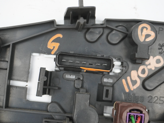 Platine feu arrière gauche occasion PEUGEOT 406 Phase 1 - 1.8i 90ch