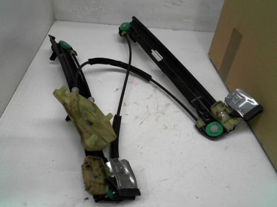 MECANISME LEVE-GLACE AVD