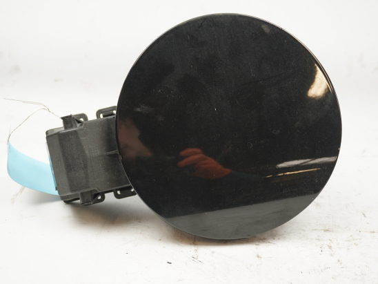 VOLET DE TRAPPE CARBURANT