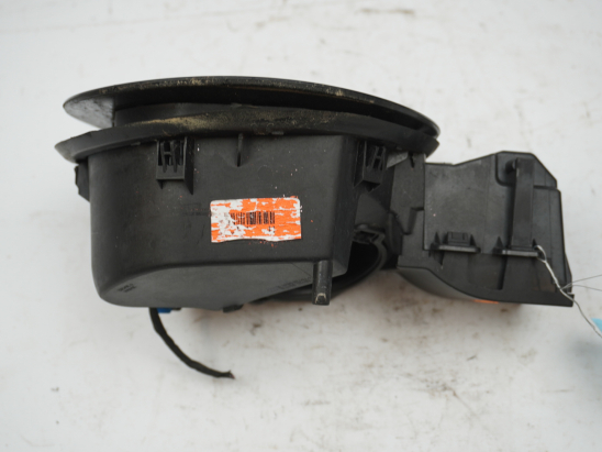 VOLET DE TRAPPE CARBURANT