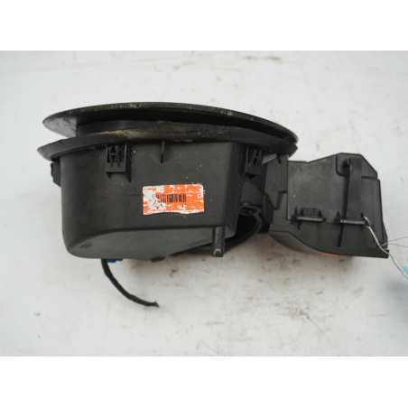 VOLET DE TRAPPE CARBURANT