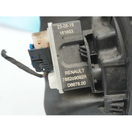 VOLET DE TRAPPE CARBURANT