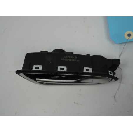 POIGNEE INT PORTE AVD