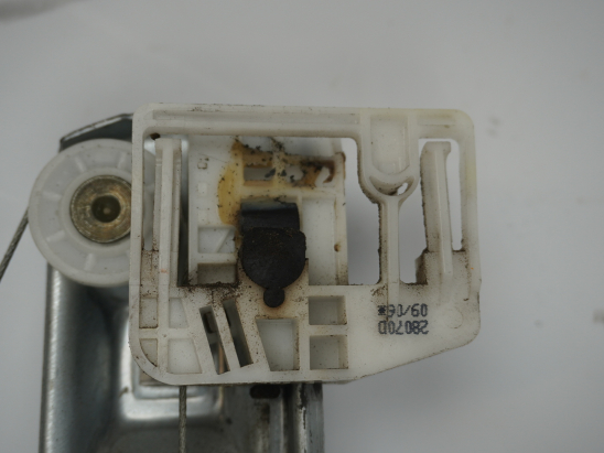 MECANISME+MOTEUR LEVE-GLACE ARG