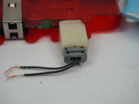 FEUX STOP SUPPLEMENTAIRE