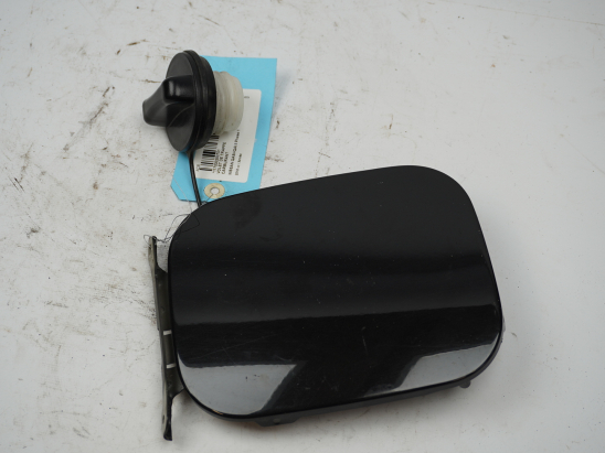 VOLET DE TRAPPE CARBURANT