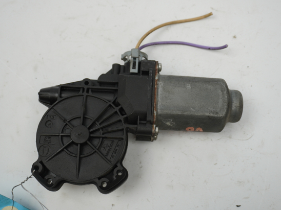 MOTEUR LEVE-VITRE AVD