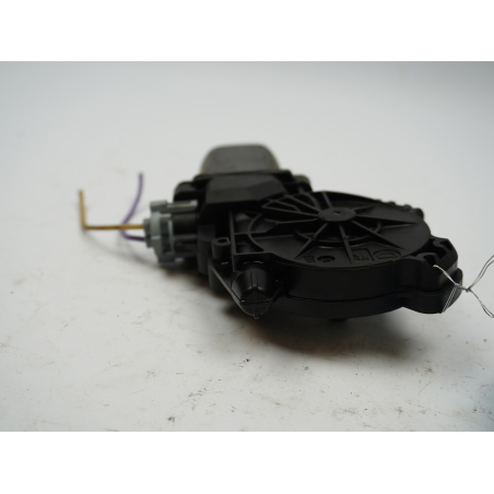 MOTEUR LEVE-VITRE AVD