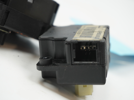 MOTEUR VOLET DE CHAUFFAGE