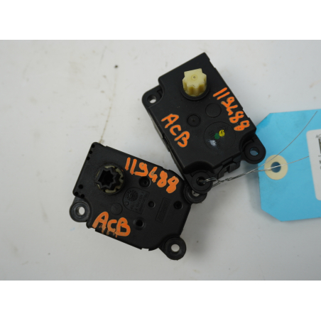 MOTEUR VOLET DE CHAUFFAGE