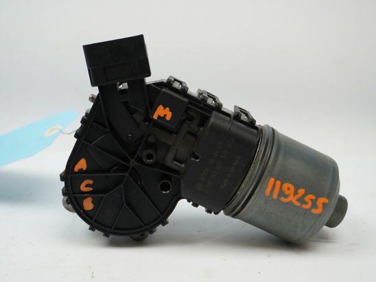 MOTEUR ESSUIE-GLACE AV