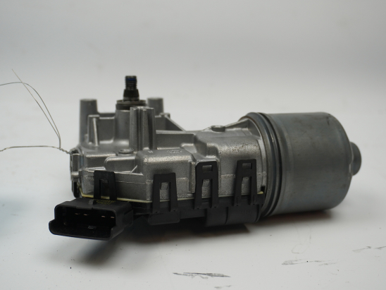 MOTEUR ESSUIE-GLACE AV