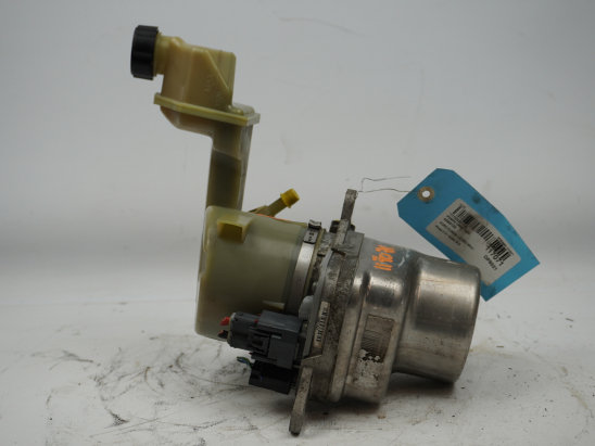 POMPE DIRECTION ASSISTEE