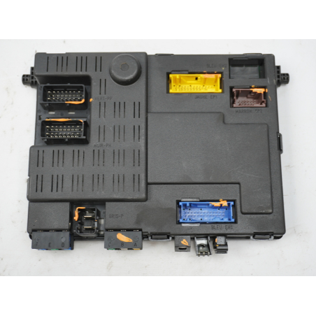 BSI (PLATINE FUSIBLE HABITACLE)