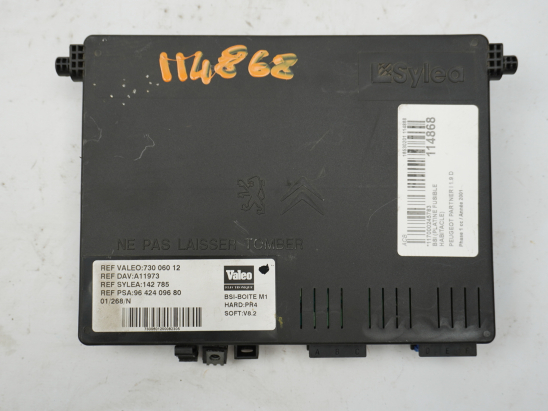 BSI (PLATINE FUSIBLE HABITACLE)