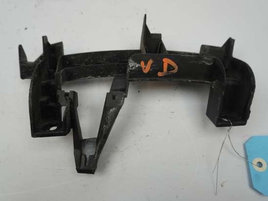 SUPPORT D PARE-CHOC AV