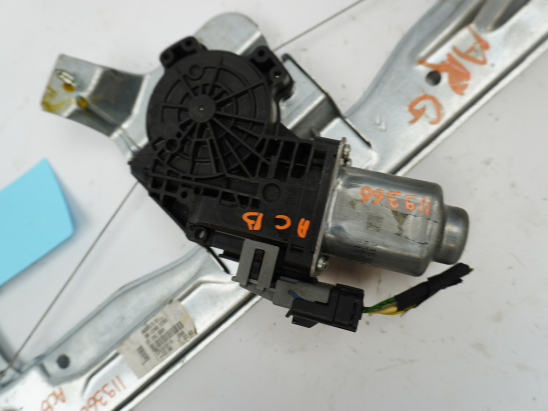 MECANISME+MOTEUR LEVE-GLACE ARG