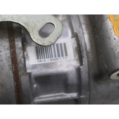 COMPRESSEUR AIR CONDITIONNE