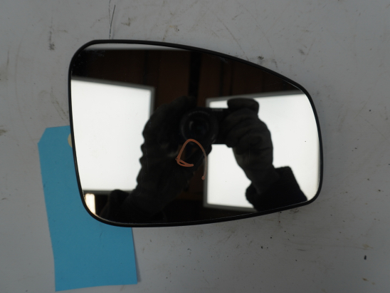 GLACE  RETROVISEUR EXT D