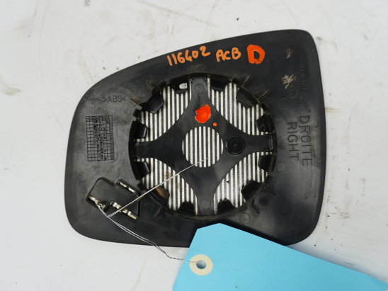 GLACE  RETROVISEUR EXT D