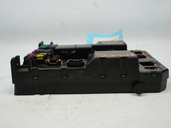 BSI (PLATINE FUSIBLE HABITACLE)