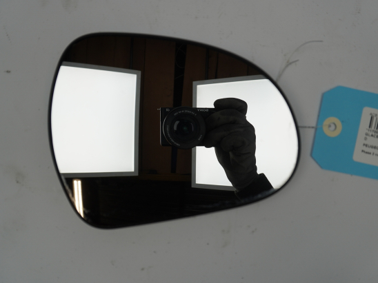 GLACE  RETROVISEUR EXT D