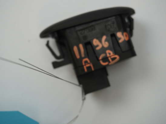 COMMANDE LEVE-GLACE PORTE AVG