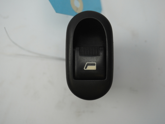 COMMANDE LEVE-GLACE PORTE AVD