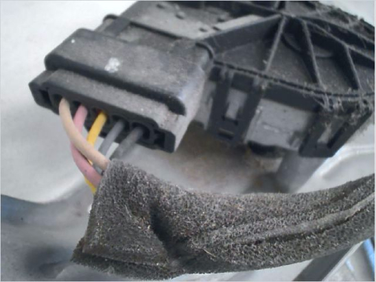 MECANISME ESSUIE-GLACE AV