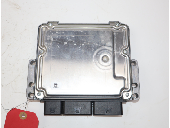 Calculateur moteur occasion RENAULT MEGANE IV Phase 1 - 1.6 DCI 130ch