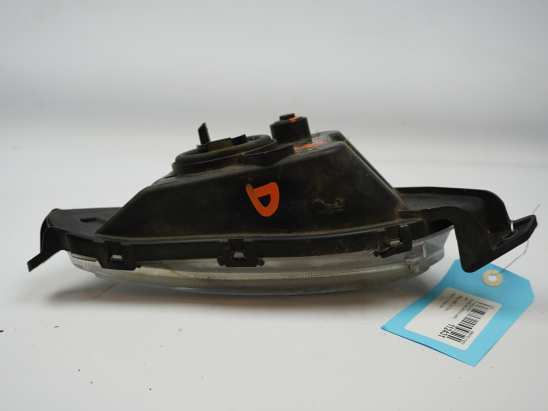 PHARE ANTIBROUILLARD AVD