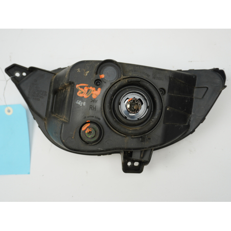 PHARE ANTIBROUILLARD AVD