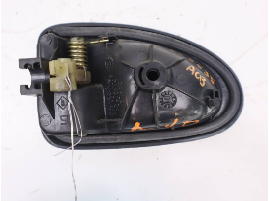 POIGNEE INT PORTE AVD