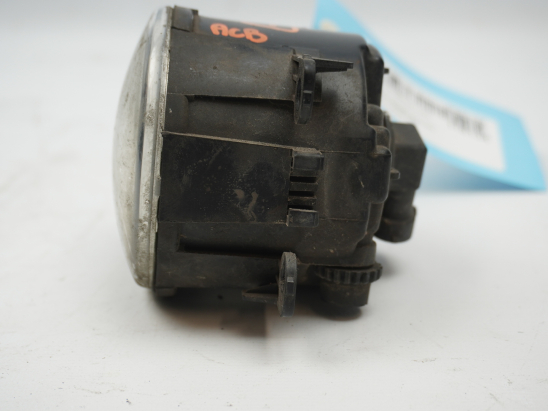 PHARE ANTIBROUILLARD AVG