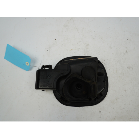 VOLET DE TRAPPE CARBURANT