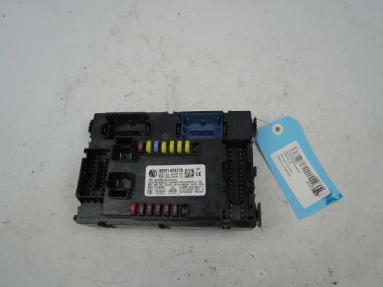 BSI (PLATINE FUSIBLE HABITACLE)