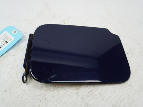 VOLET DE TRAPPE CARBURANT