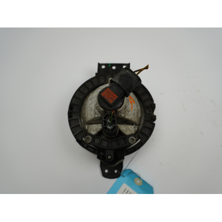 PHARE ANTIBROUILLARD AVG