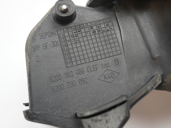 VOLET DE TRAPPE CARBURANT