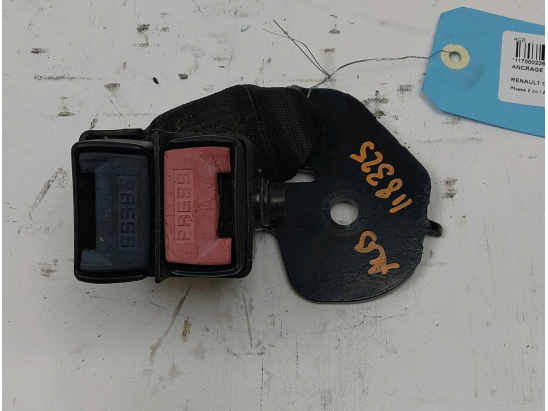 Ancrage ceinture arrière gauche occasion RENAULT CLIO II Phase 2 - 1.5 DCI 65ch