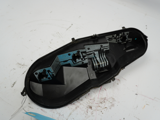 Platine feu arrière gauche occasion PEUGEOT 107 Phase 1 - 1.0i 12v 68ch